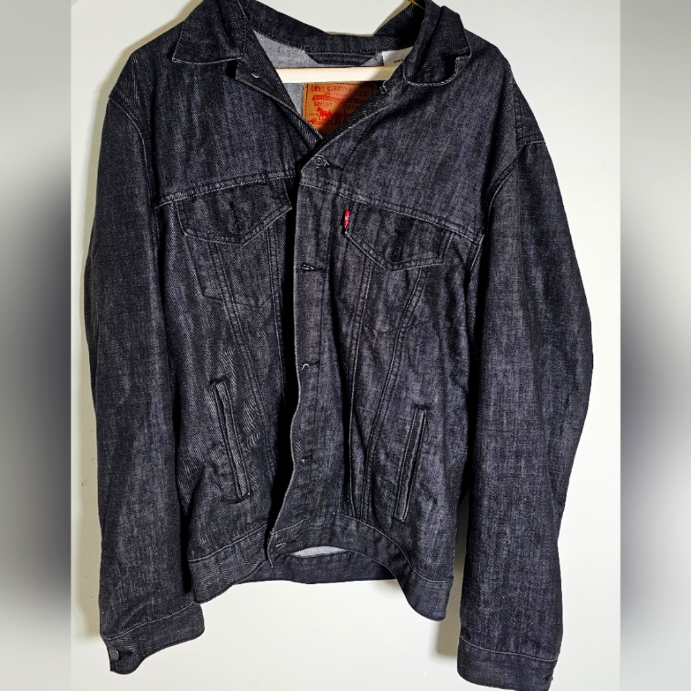 Black Levis Denim Jacket